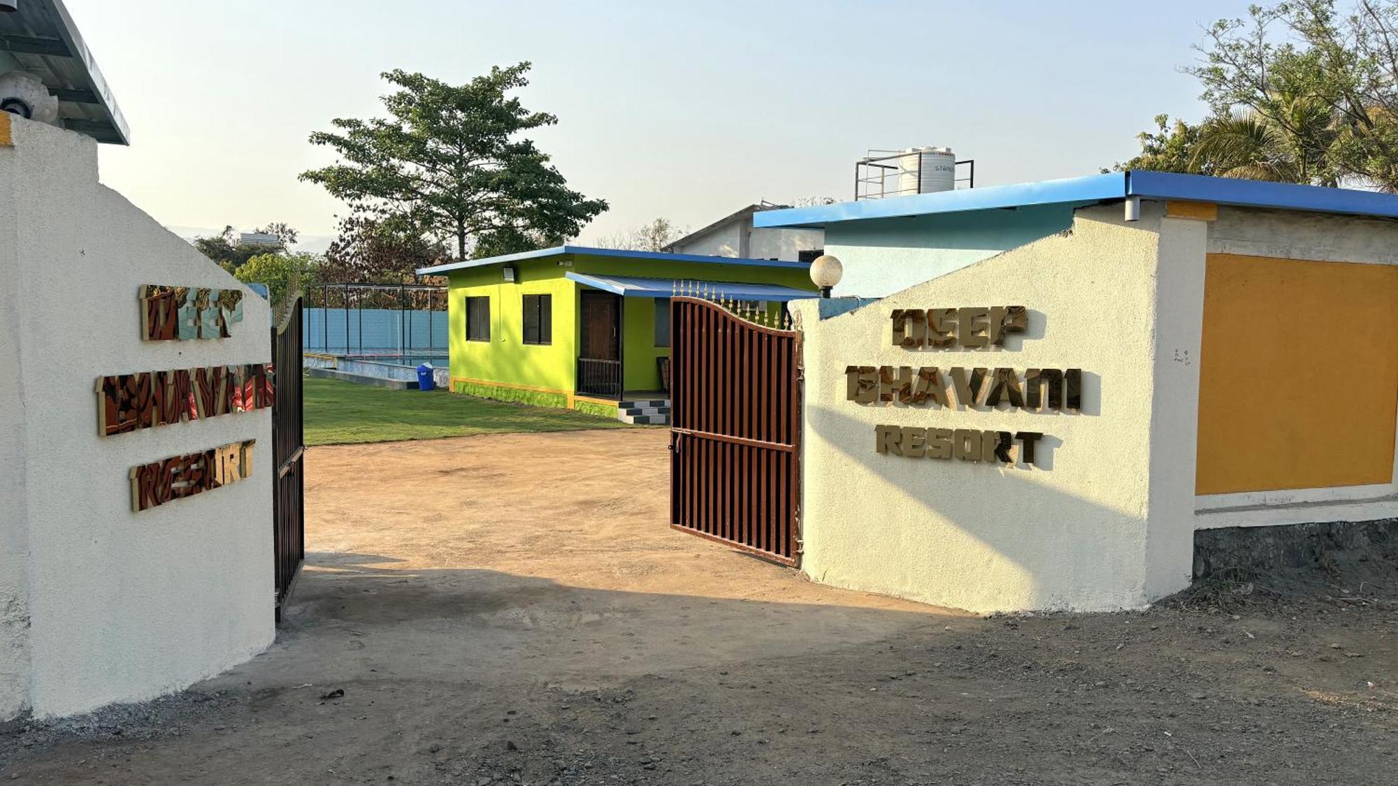 Deep Bhavani Resort Karjat Exterior foto